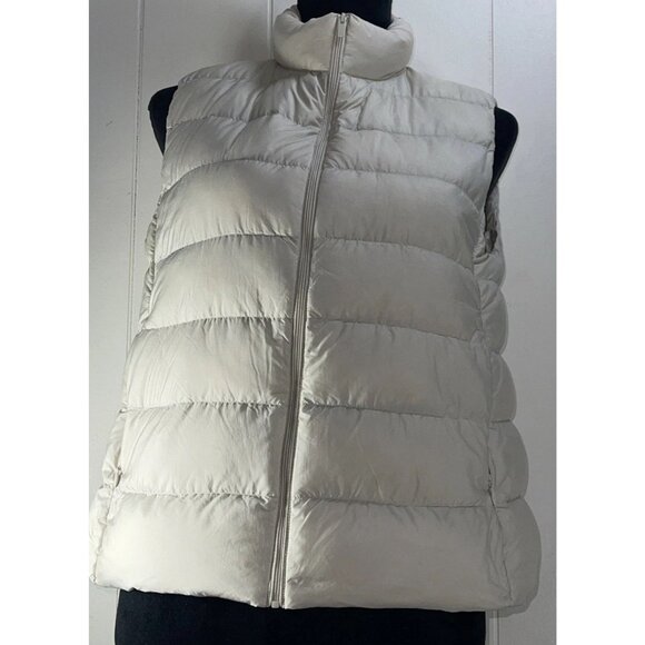 Uni Qlo Ultra Light Down Puffer Vest Womens Medium Ivory Cream Full Zip Pockets - Picture 1 of 16